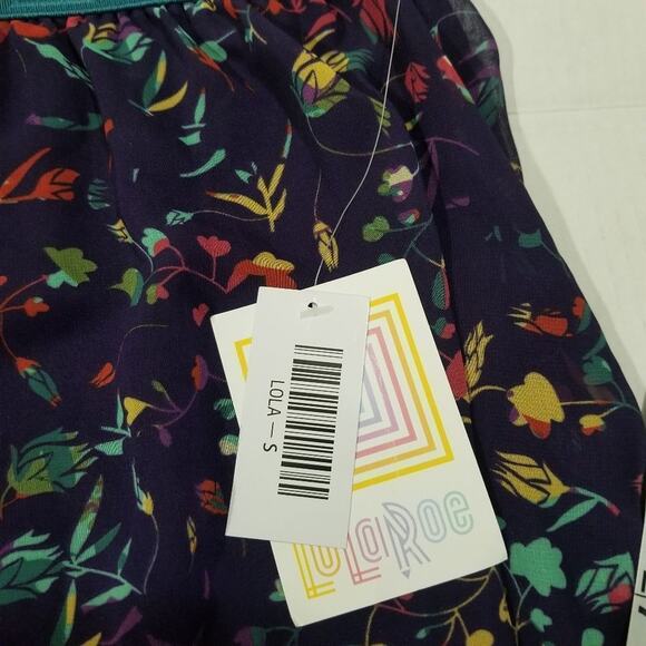 Lularoe skirt size small NWT - Picture 2 of 6